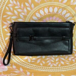 REED black clutch